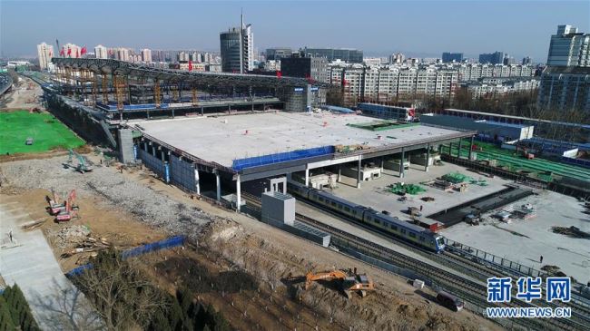 #（经济）（1）北京地铁13号线成功拨入京张高铁清河站